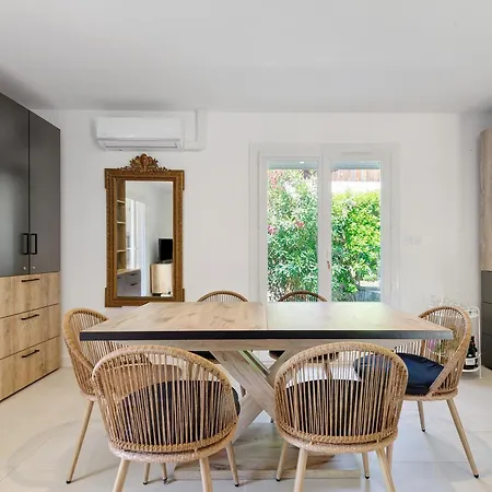 Σπίτι διακοπών Mesange-cap Ferret Centre *
